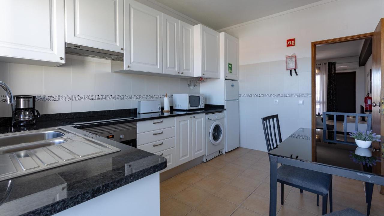 ★ Sea View ★ 1 Minute To Oldtown And Beach ★ Albufeira Luaran gambar