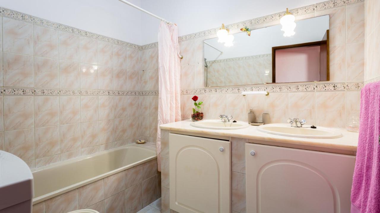 ★ Sea View ★ 1 Minute To Oldtown And Beach ★ Albufeira Luaran gambar