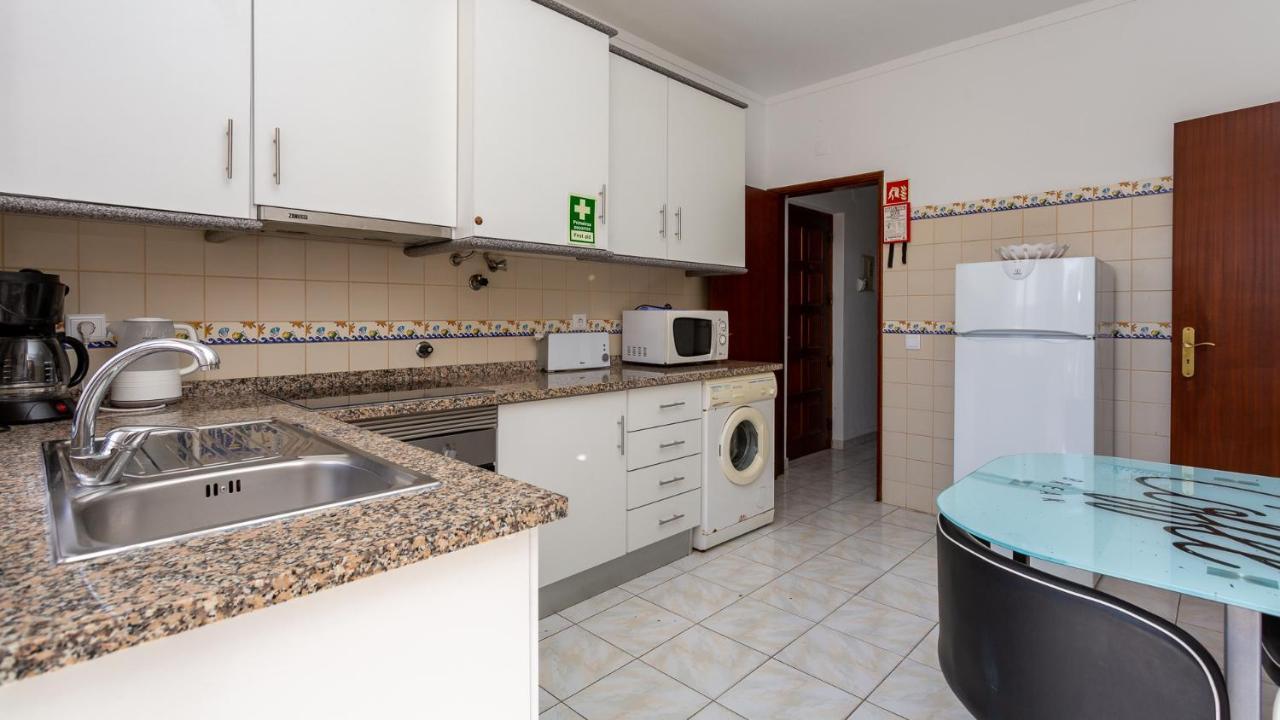 ★ Sea View ★ 1 Minute To Oldtown And Beach ★ Albufeira Luaran gambar