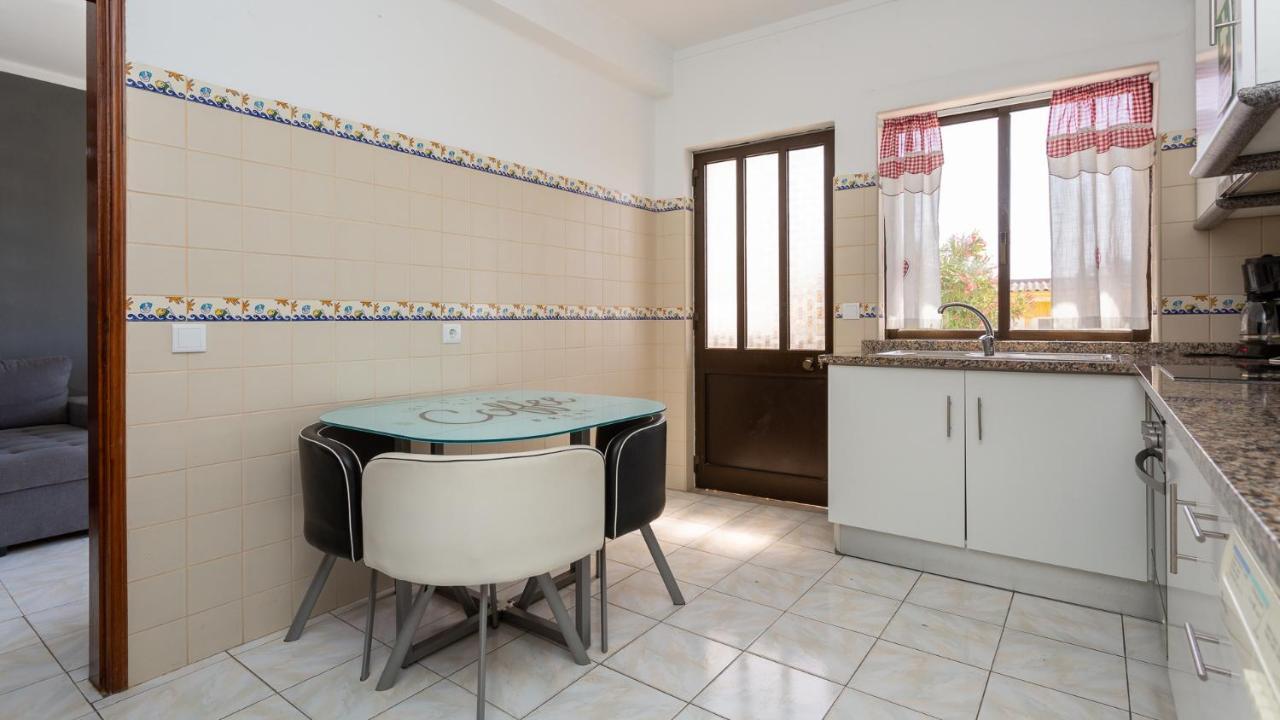 ★ Sea View ★ 1 Minute To Oldtown And Beach ★ Albufeira Luaran gambar